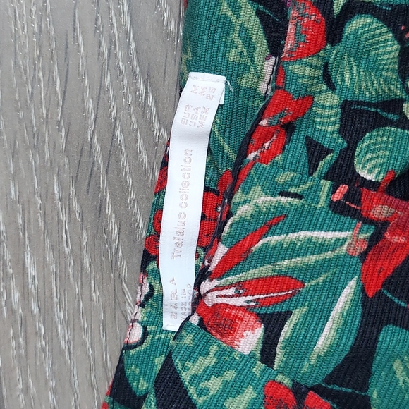 Zara | M Trafaluc collection tropical mini skirt - Picture 6 of 9